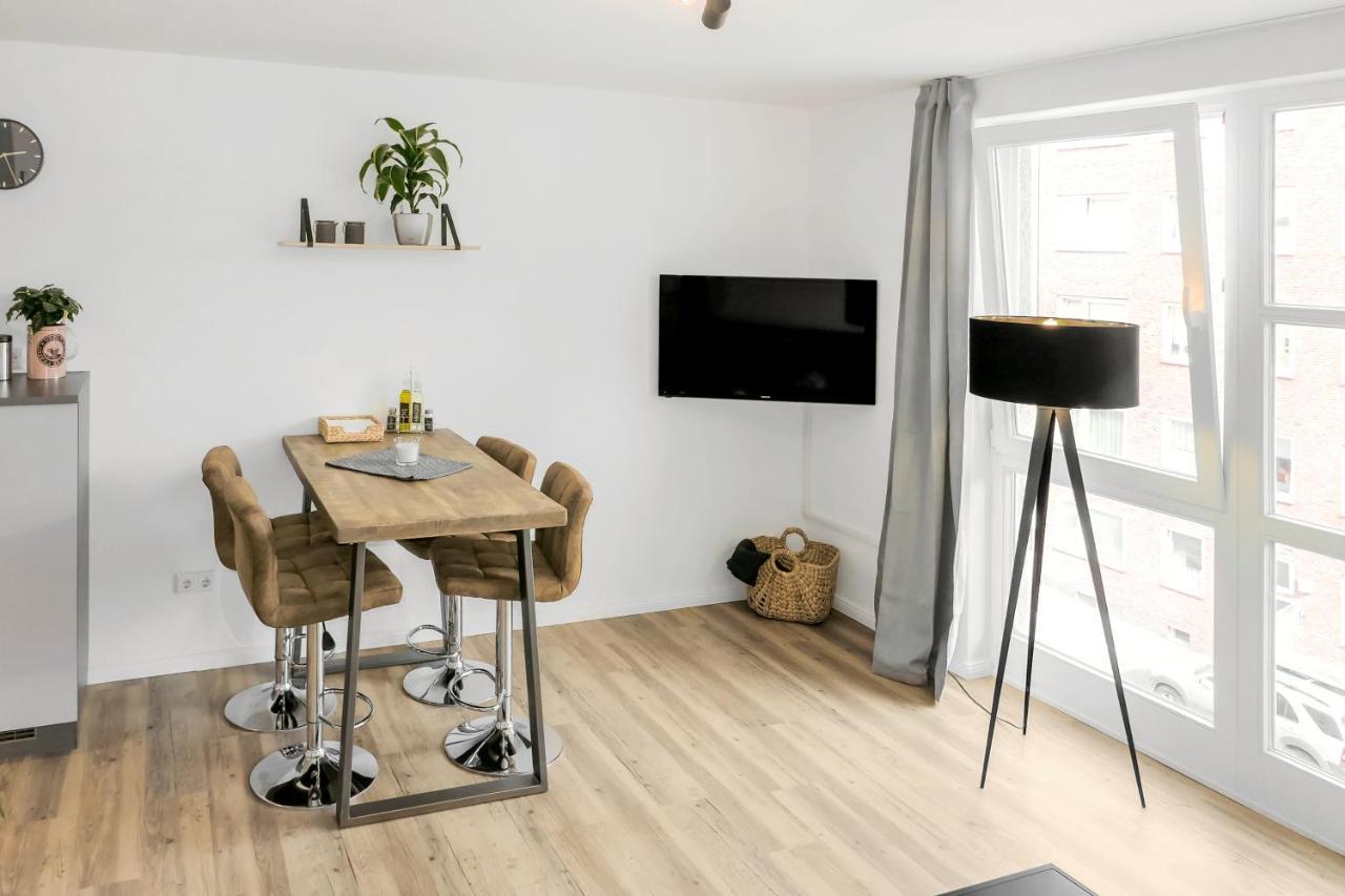 Wohlfuehlwohnung Im Zentrum Mit 24-7 Self Check-In, Wlan & Smart Tv Kiel Kültér fotó