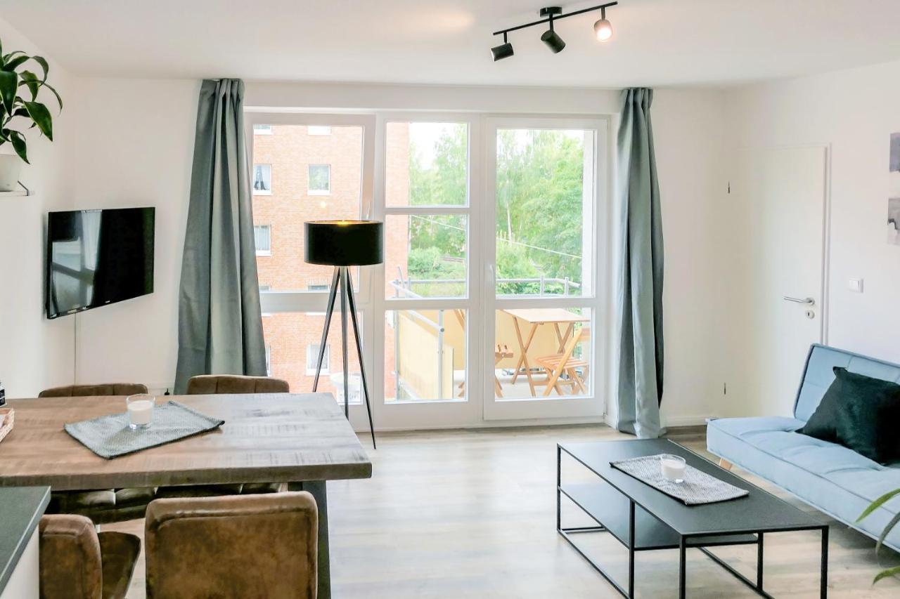 Wohlfuehlwohnung Im Zentrum Mit 24-7 Self Check-In, Wlan & Smart Tv Kiel Kültér fotó