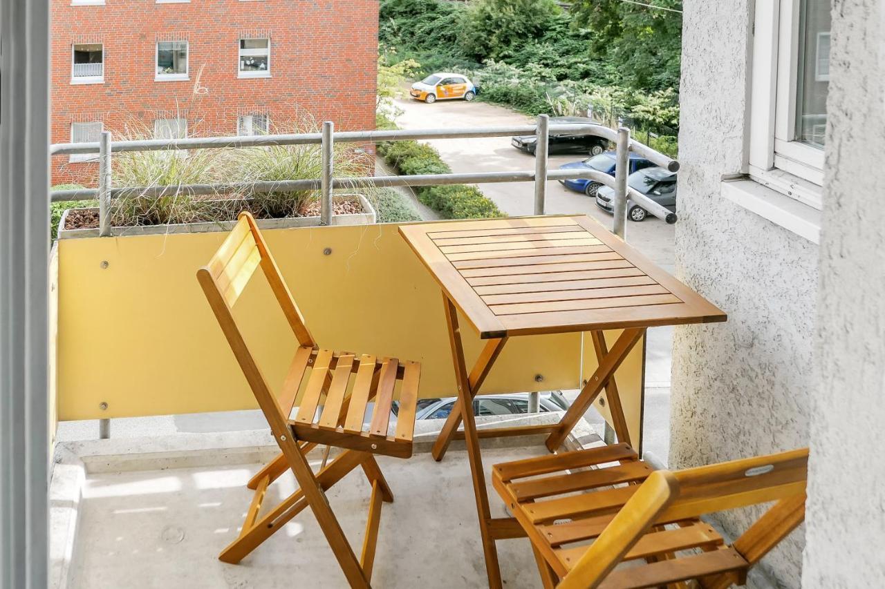 Wohlfuehlwohnung Im Zentrum Mit 24-7 Self Check-In, Wlan & Smart Tv Kiel Kültér fotó